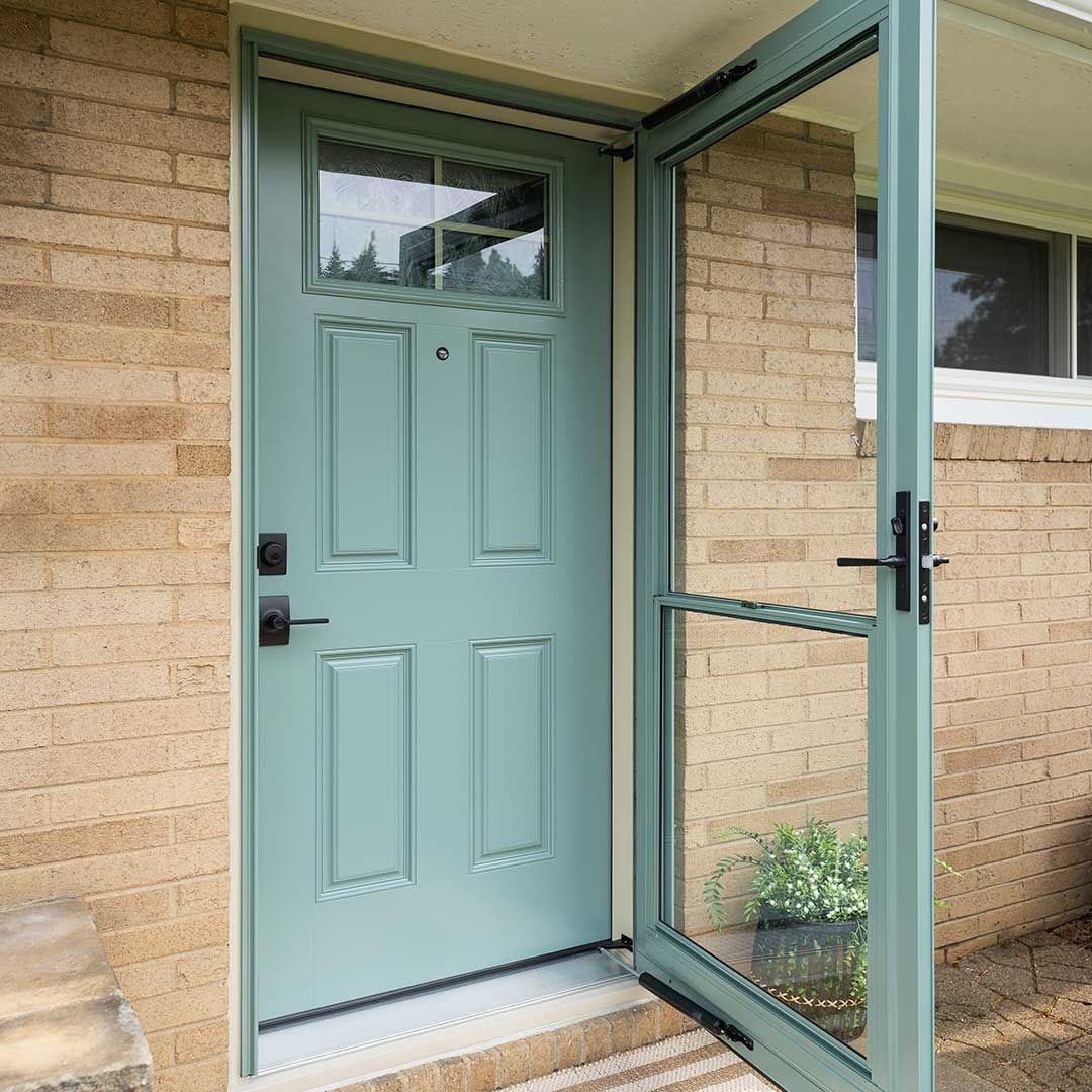 Home entry door replacement in Memphis