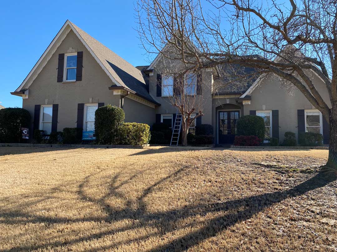 New vinyl windows installed a great Memphis home
