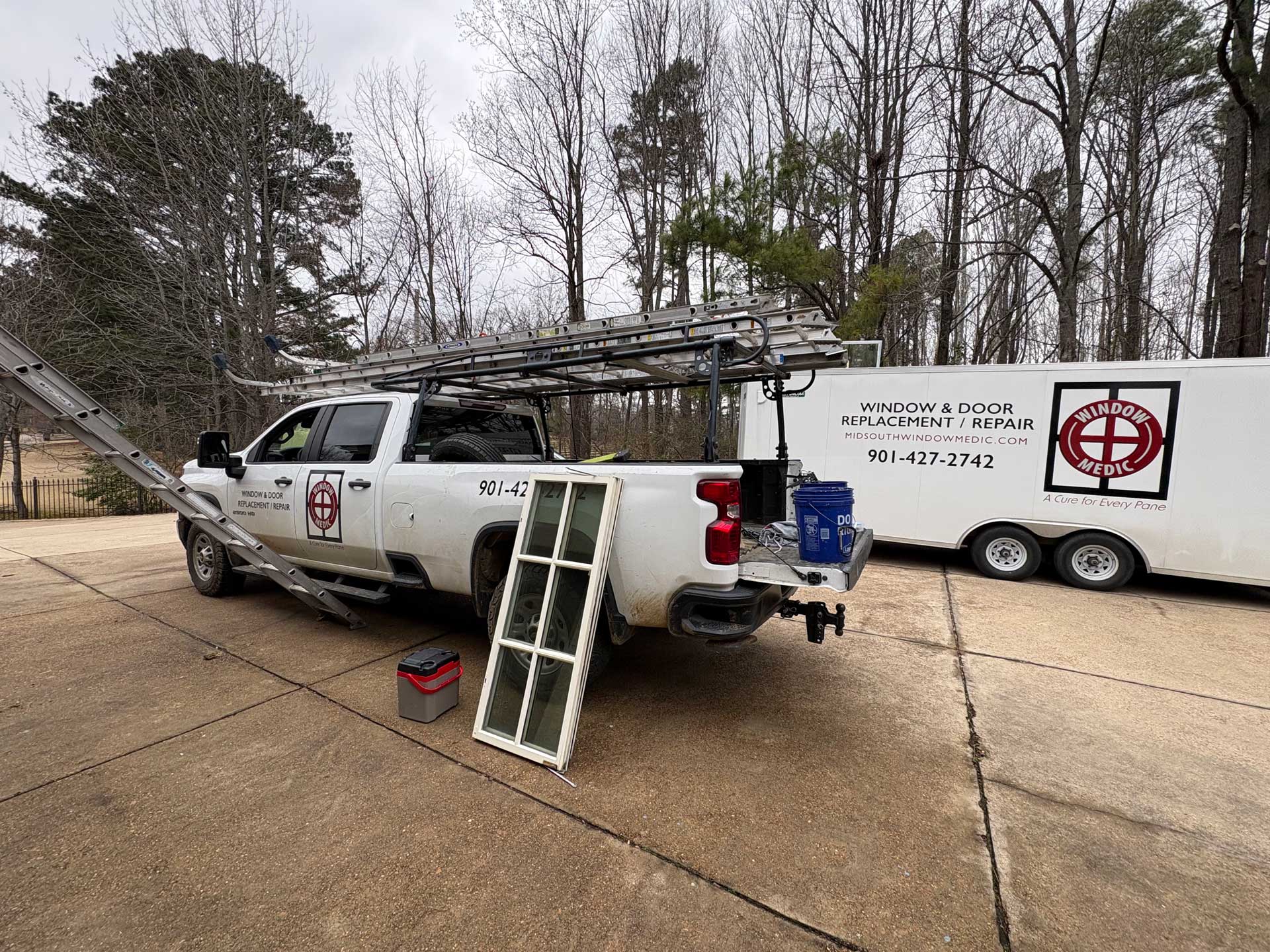 Window medic replacing windows for homeowners in the mid south.