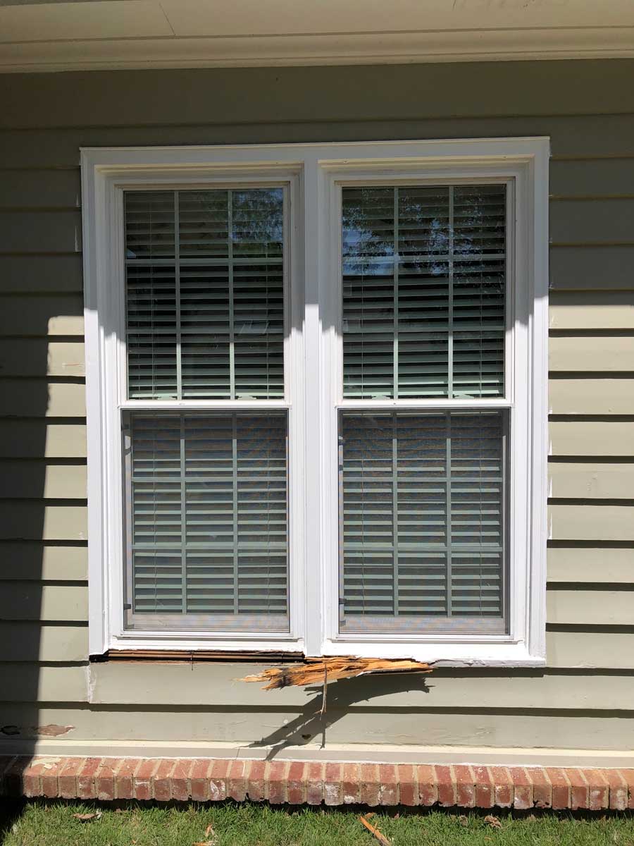 Wood rot around vinyl windows